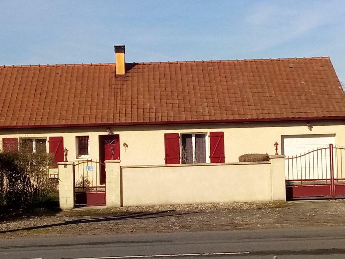 Les Vignes D'ygrande Homestay *